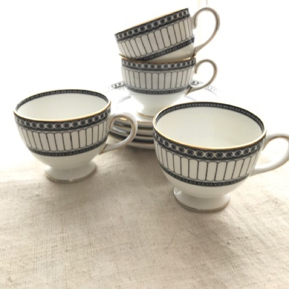 4 Wedgwood Colonnade Black Teacup & Saucer Sets